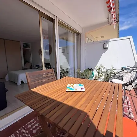 Piscine, Parking, Vue Mer, 23 M2
